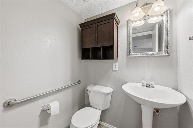 Building Photo - 3119 Pompi Dr