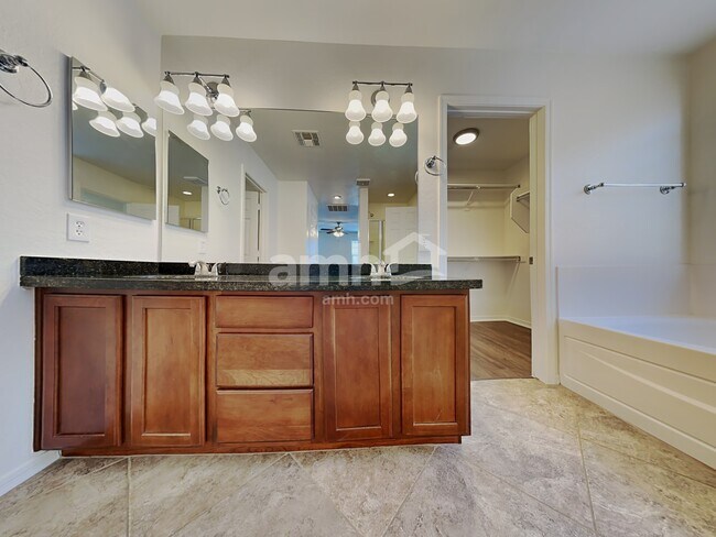 Building Photo - 4717 S Antonio