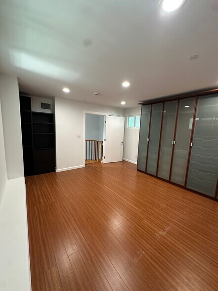 3rd bedroom upstairs - 12222 Wilshire Blvd