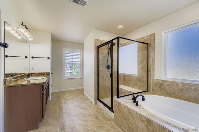 Building Photo - Spacious Spring Valley Stunner – Move-In R...