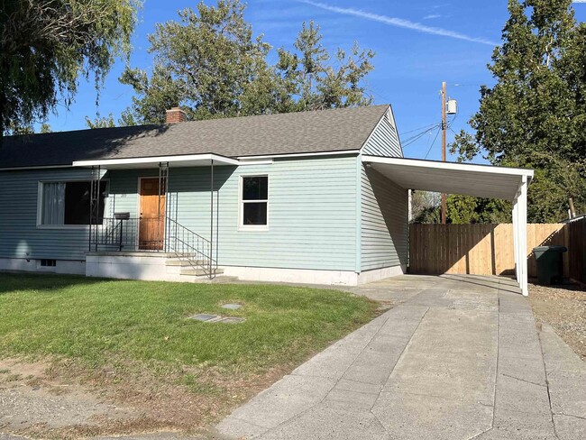 Primary Photo - 222 Casey Ave