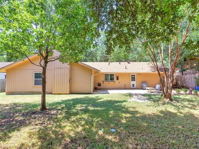 Building Photo - 4829 Trail Crest Cir