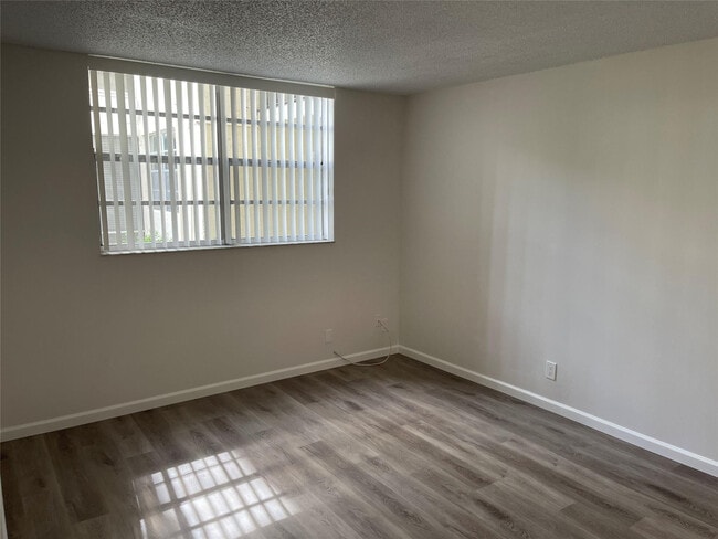 Building Photo - 3099 NW 48th Ave