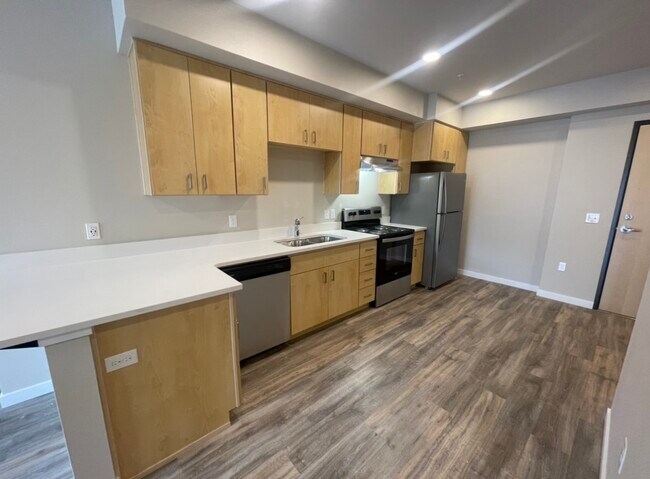 Building Photo - The Alturas