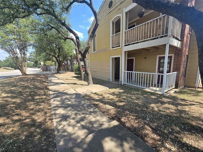 Primary Photo - 4304 Duval Rd
