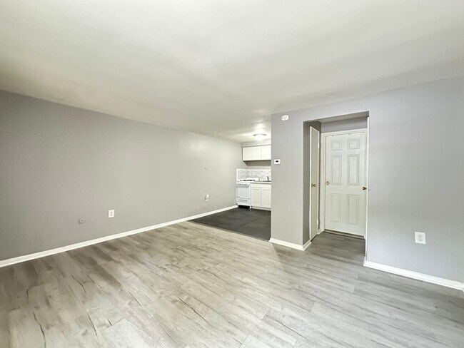 Building Photo - 7131 Marshall Rd