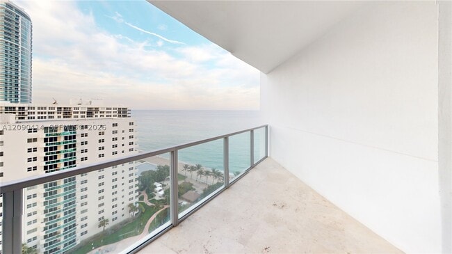 Building Photo - 3101 S Ocean Dr