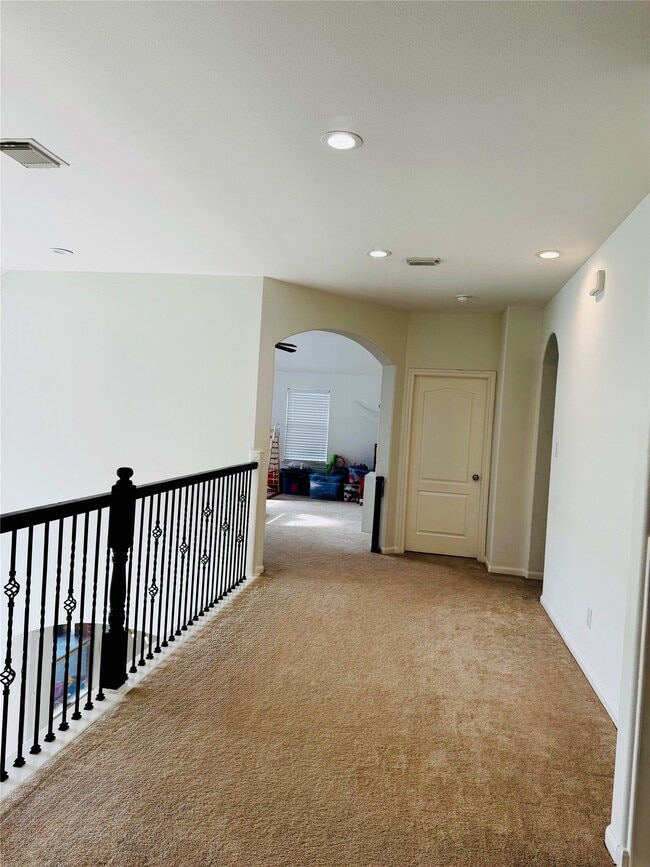 Building Photo - 4207 Pensacola Oaks Ln