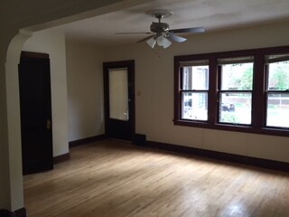Building Photo - 1141 S 71st St