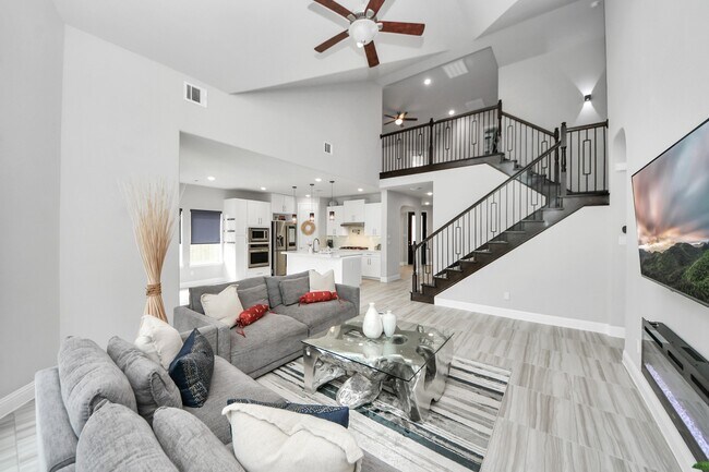 Building Photo - 1110 Honey Rose Ct