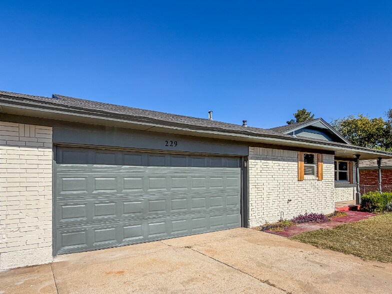 Building Photo - 229 NW 79th St