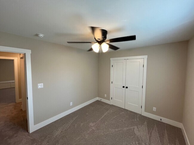 Building Photo - 1775 Ralee Dr
