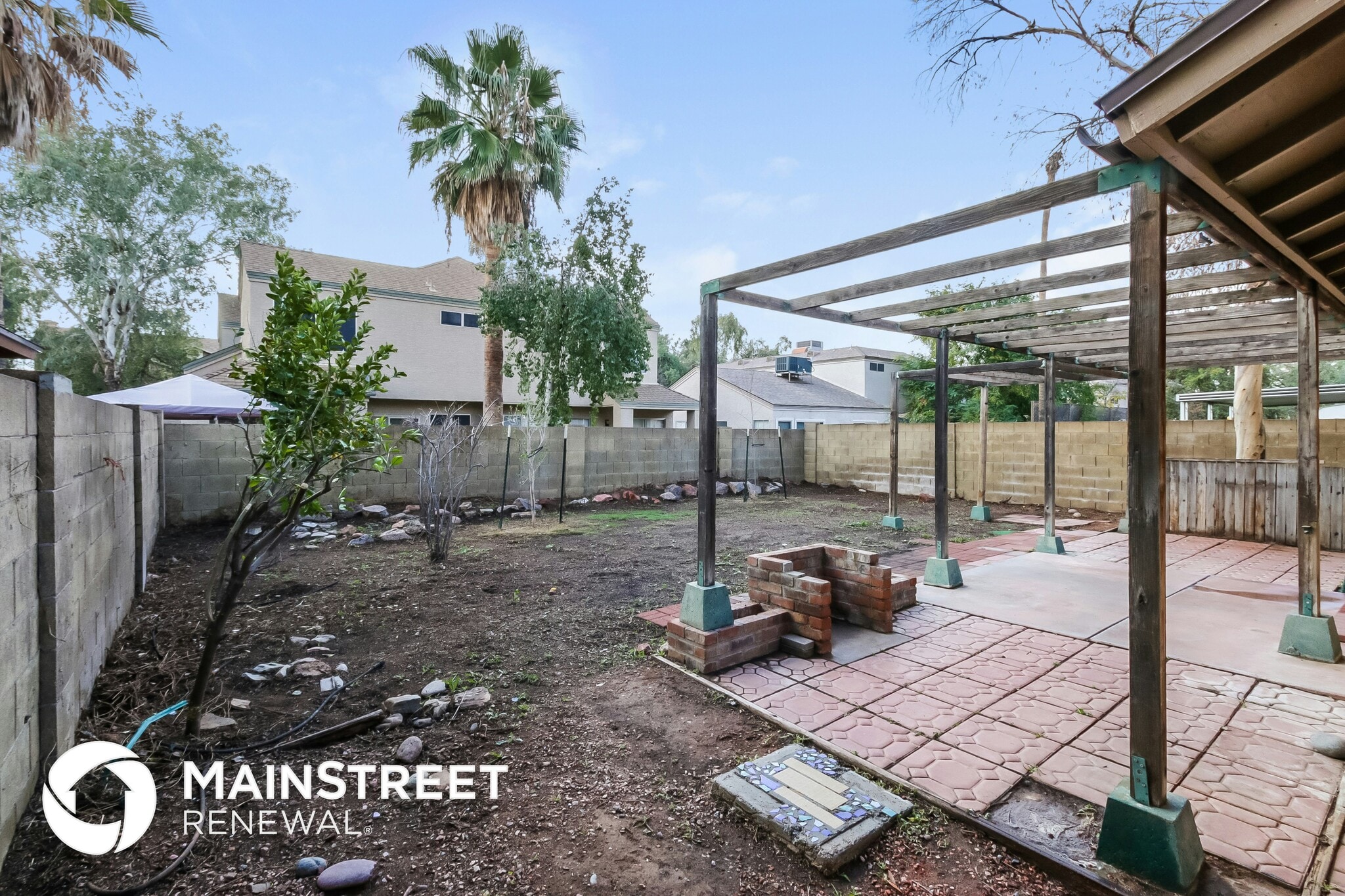 Building Photo - 1704 S 39th St