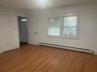 Building Photo - 36 Bellevue Rd