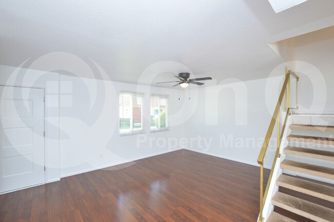 Building Photo - 4028 N Granite Reef Rd