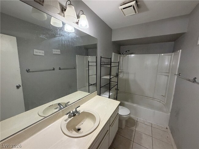Building Photo - 586 Willow Green Dr