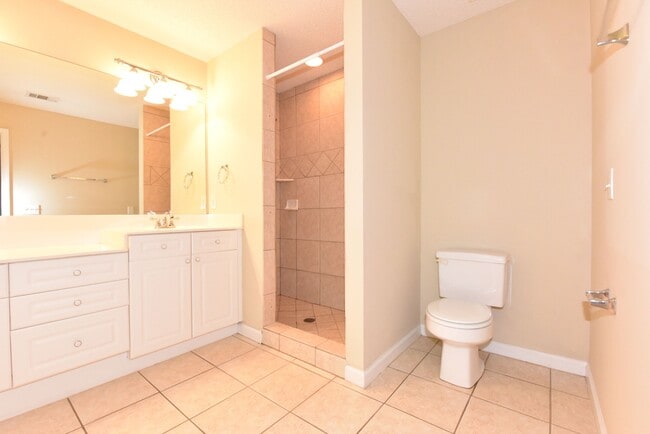 Building Photo - 1754 Post Oak Ct