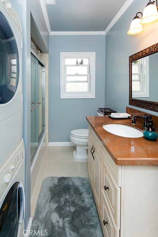 Building Photo - 3238 Montrose