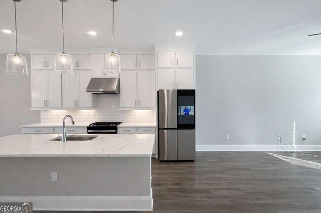 Building Photo - 1375 Walking Wy