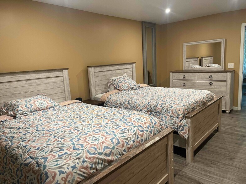 Building Photo - 578 Tuscarora Rd