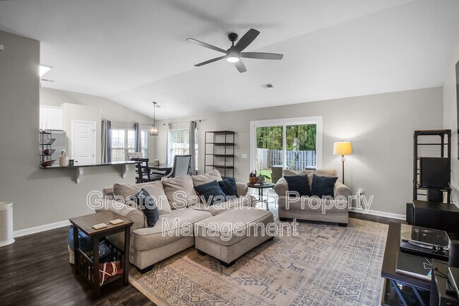 Building Photo - 133 Pine View Crossing