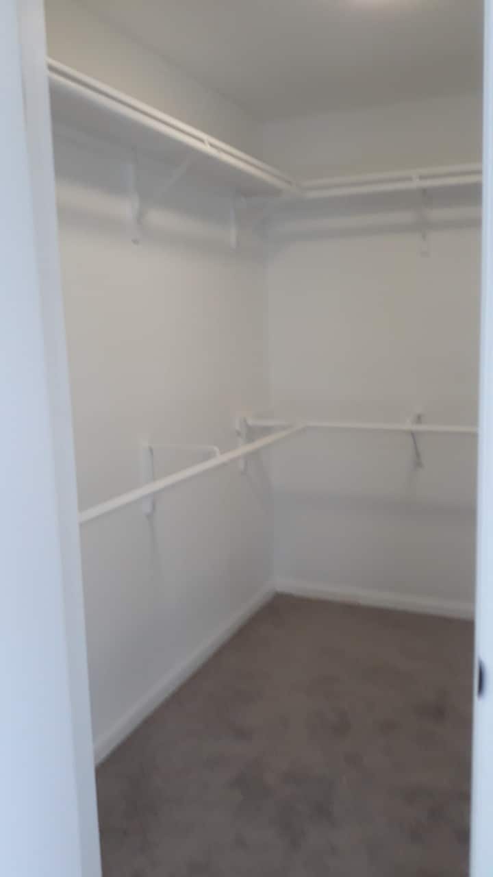 Building Photo - 508 E Le Roy St