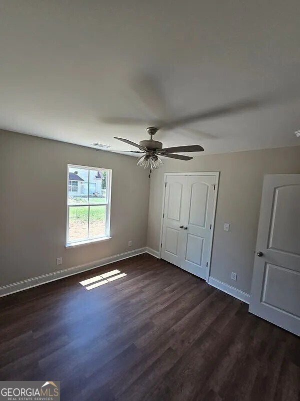 Building Photo - 302 Hawaii Ave