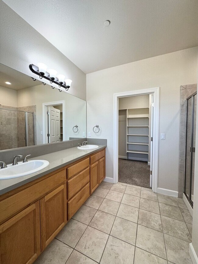 Building Photo - 1437 Wyla Walk