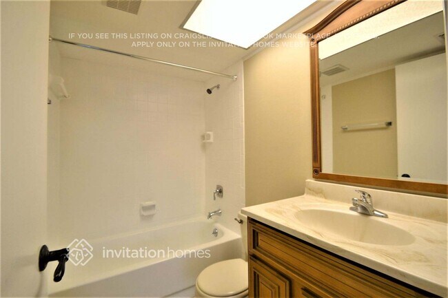 Building Photo - 7690 Innis Ct N