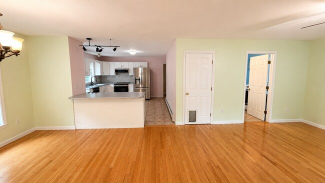 Building Photo - 58 Brookside Dr