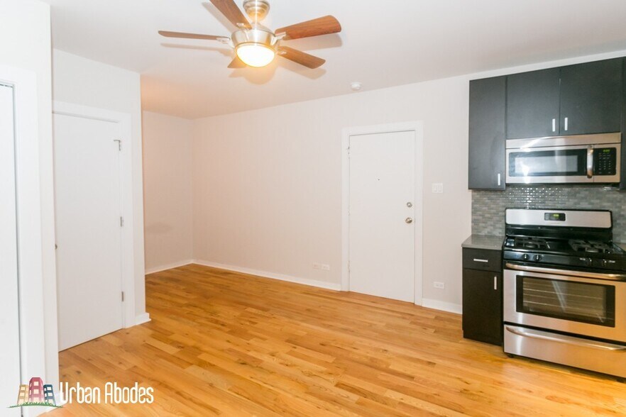 Building Photo - 2410 S Kedzie Ave