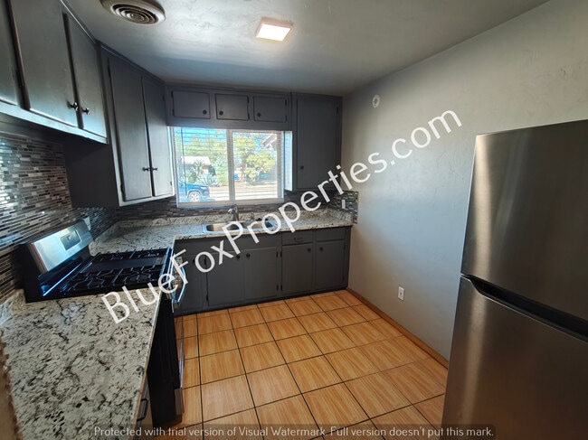 Building Photo - 5952 E 25th St