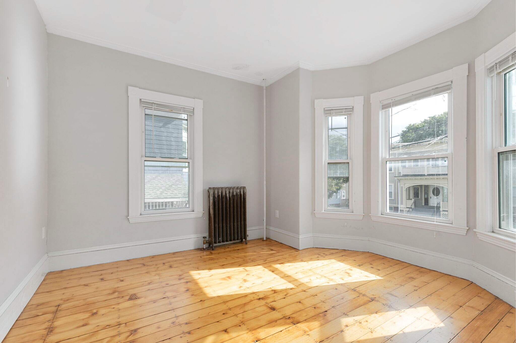 Building Photo - 103 Summer St