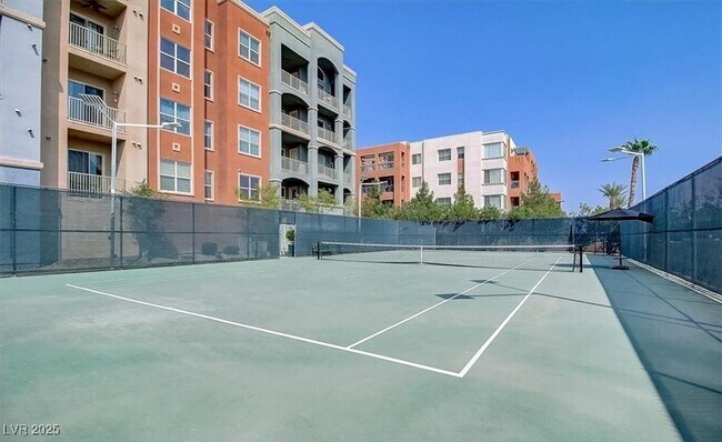 Building Photo - 62 E Serene Ave
