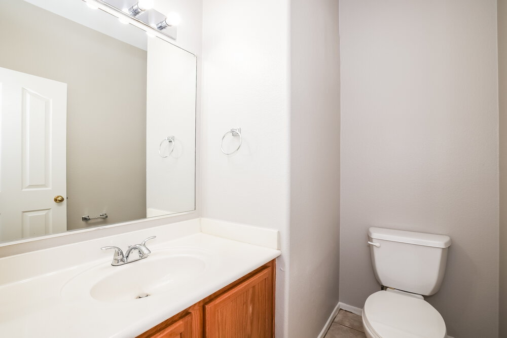 Building Photo - 2413 W Chipman Rd