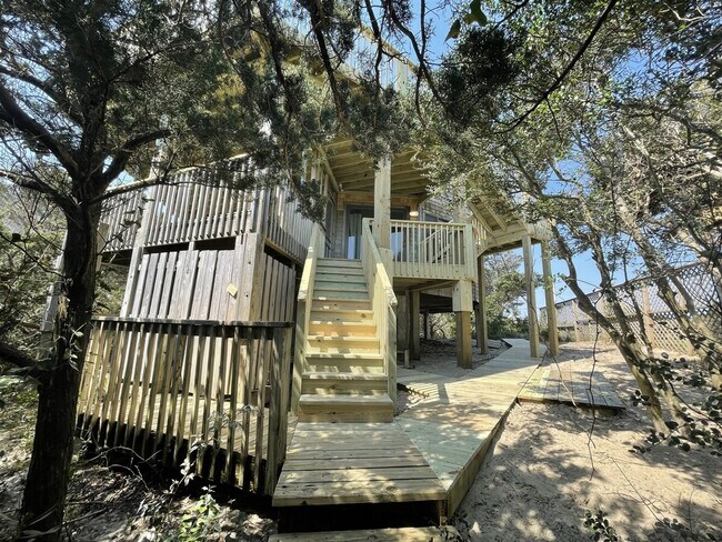 Building Photo - 42091 Ocean Dune Lp