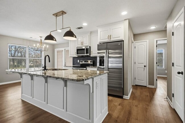 Building Photo - 8908 Teetwood Rd