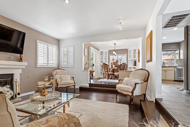 Building Photo - 4386 Willow Glen St