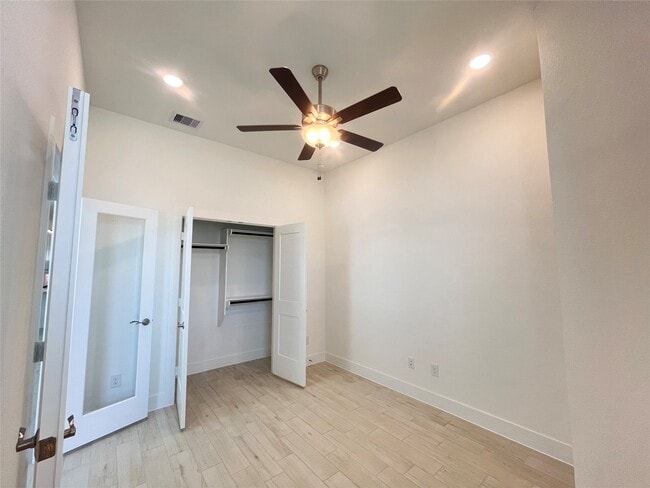 Building Photo - 2319 Forest Flower Wy