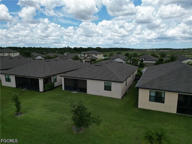 Building Photo - 14499 Cantabria Dr