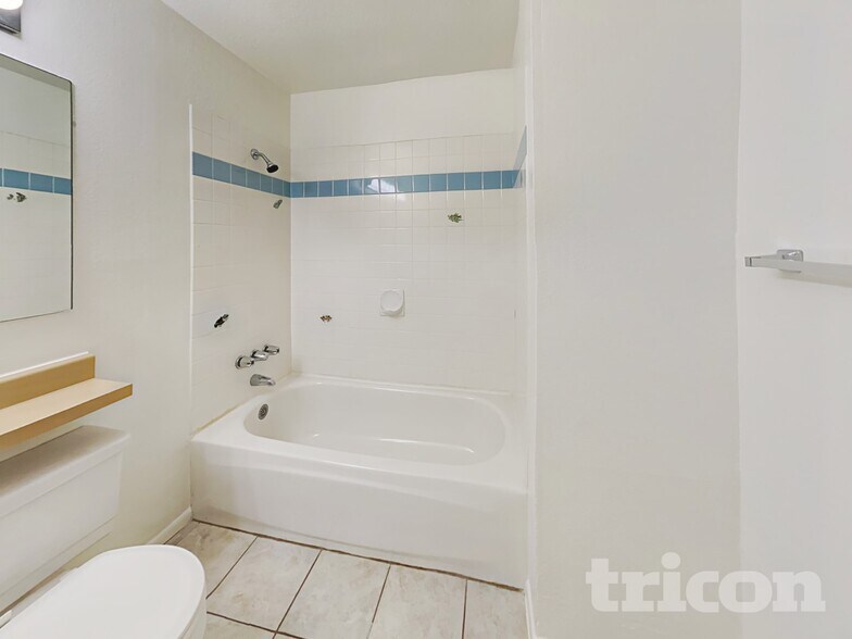 Building Photo - 13215 N 42nd St