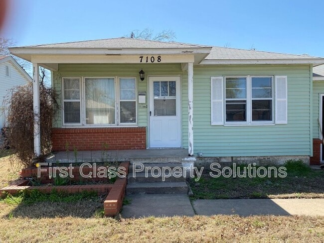 Primary Photo - 7108 NW 44th St