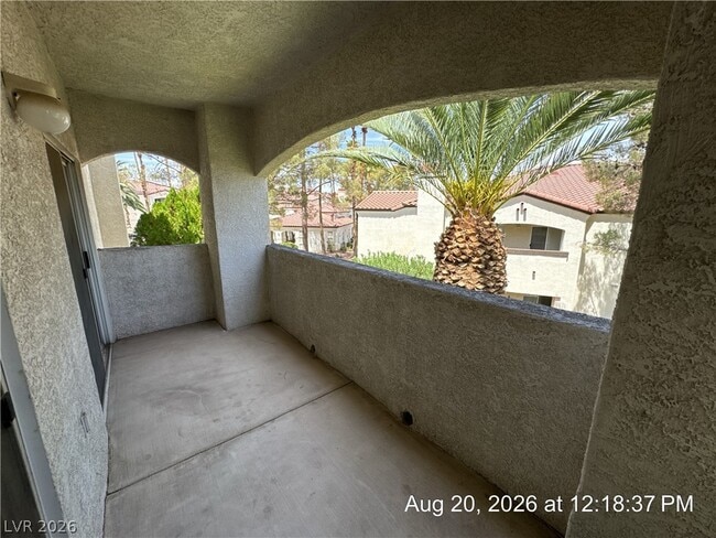 Building Photo - 2975 Bluegrass Ln