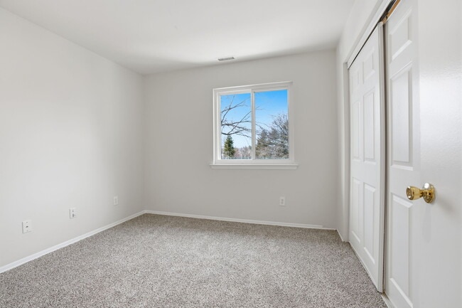 Building Photo - 1210 Braxton Ct