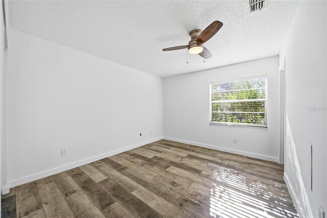 Building Photo - 34815 Gardenia Way