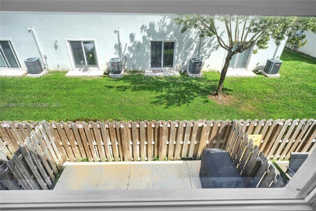 Building Photo - 149 NE 3rd St