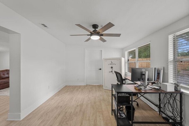 Building Photo - 8405 Stillbrook Ave