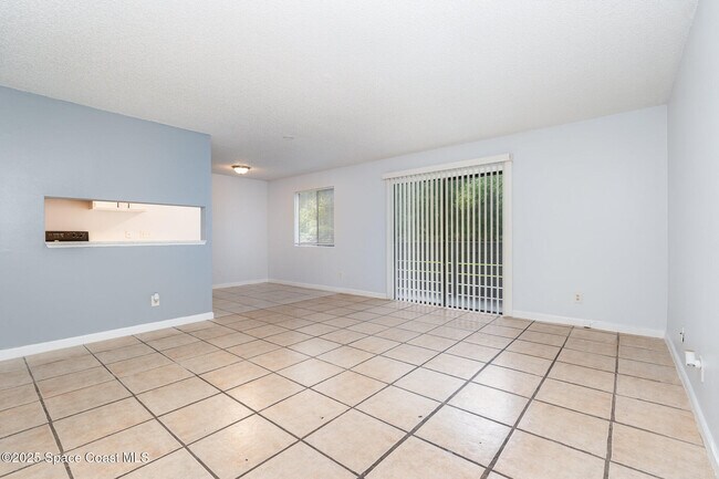 Building Photo - 2181 Agora Cir SE
