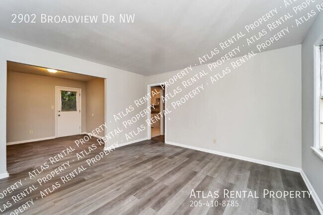 Building Photo - 2902 Broadview Dr NW
