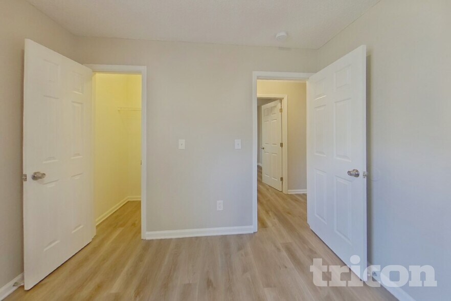 Building Photo - 61 Bluebead Ct